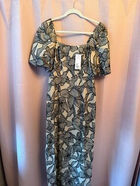 Linora Maxi Dress in Cream and Black